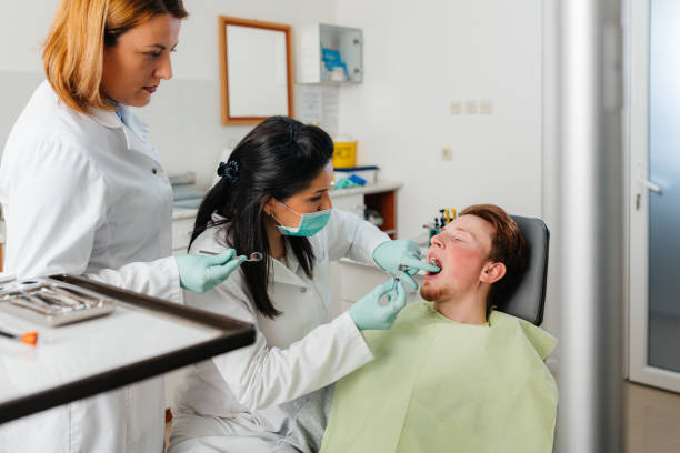 Best Holiday Emergency Dentist in Spencer, IN